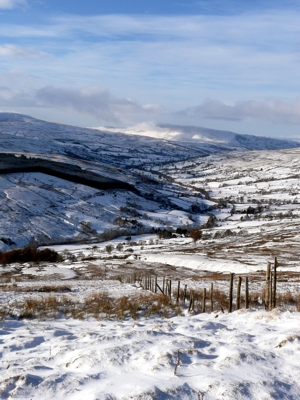 Dentdale in winter from the drove road around Great Knoutberry